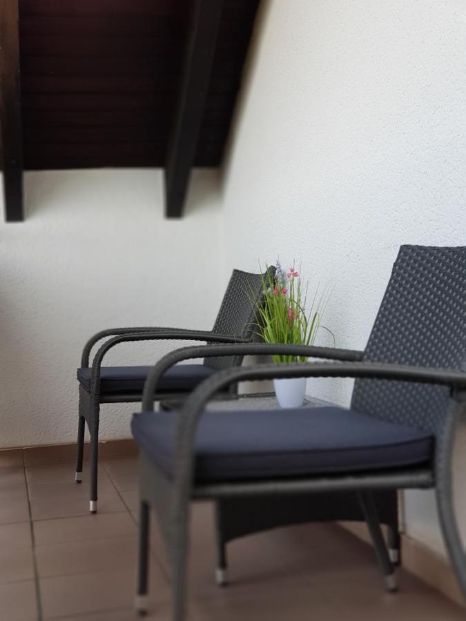 Ferienwohnung Casa Blanca Niestetal Exterior foto